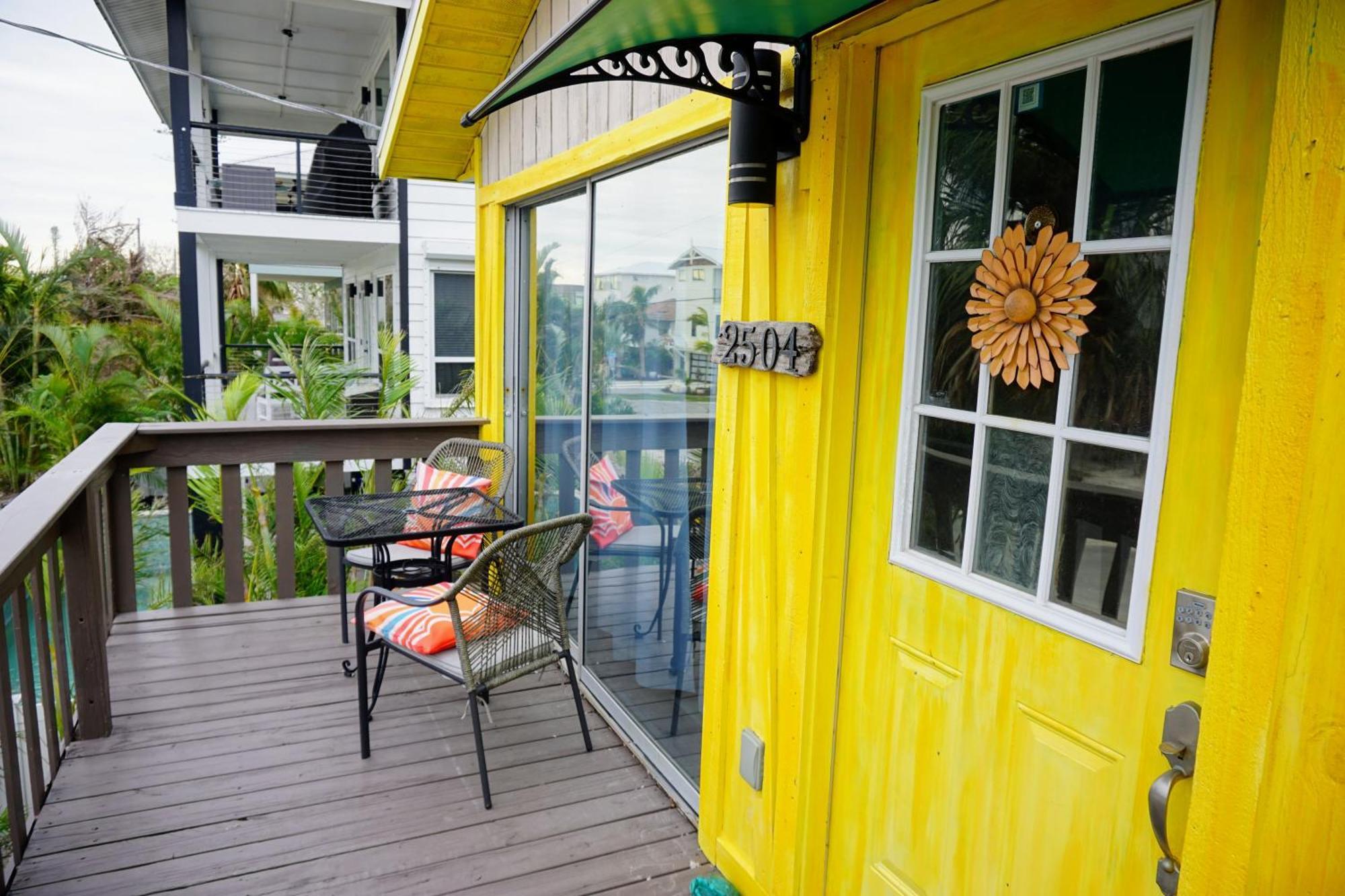 Ami Beach Shack Bradenton Beach Exteriör bild