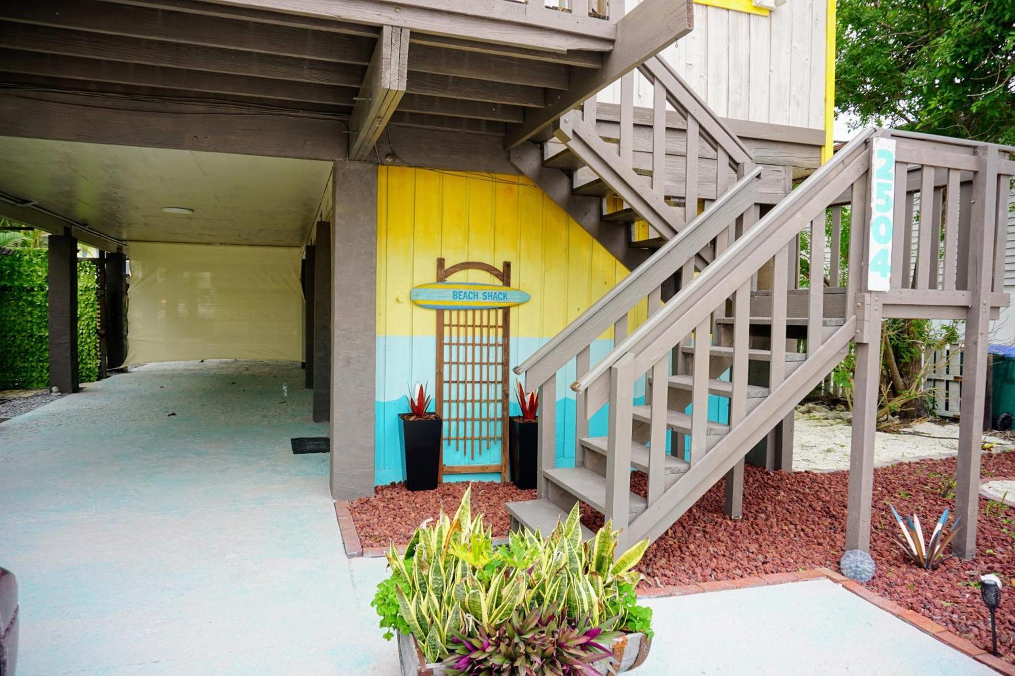 Ami Beach Shack Bradenton Beach Exteriör bild